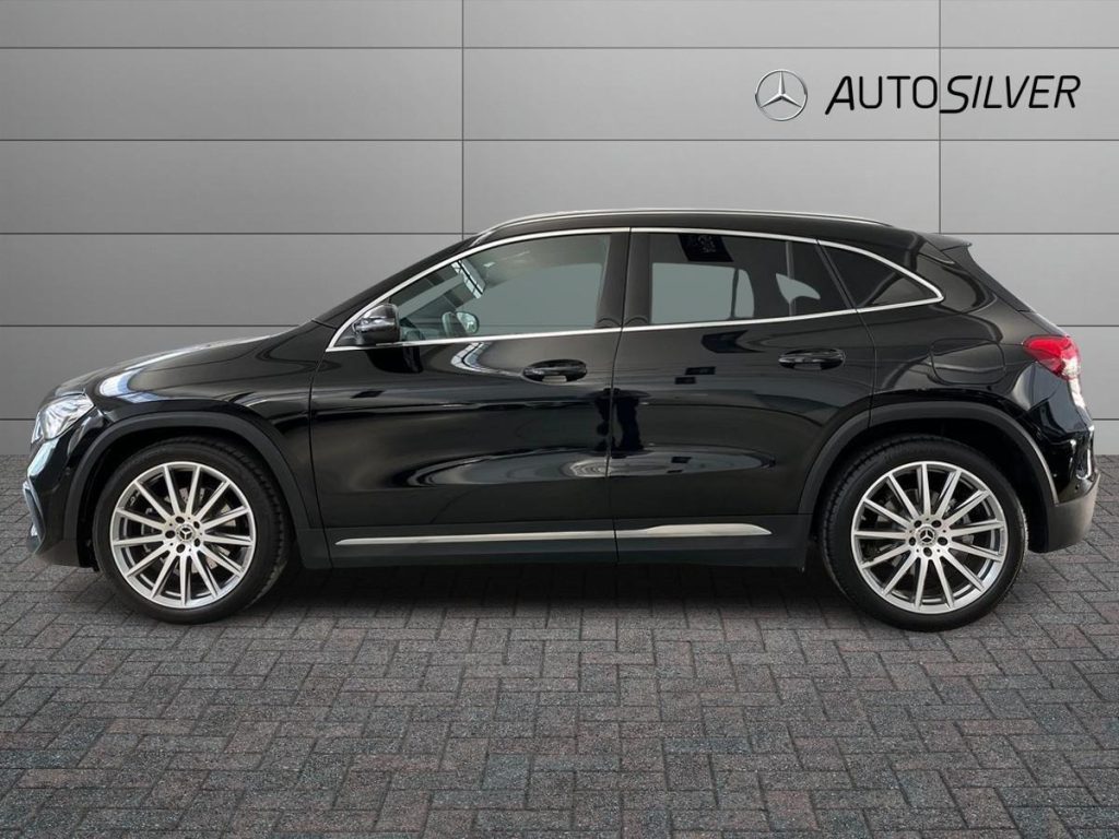 MERCEDES-BENZ GLA 220 d Automatic Premium - 6