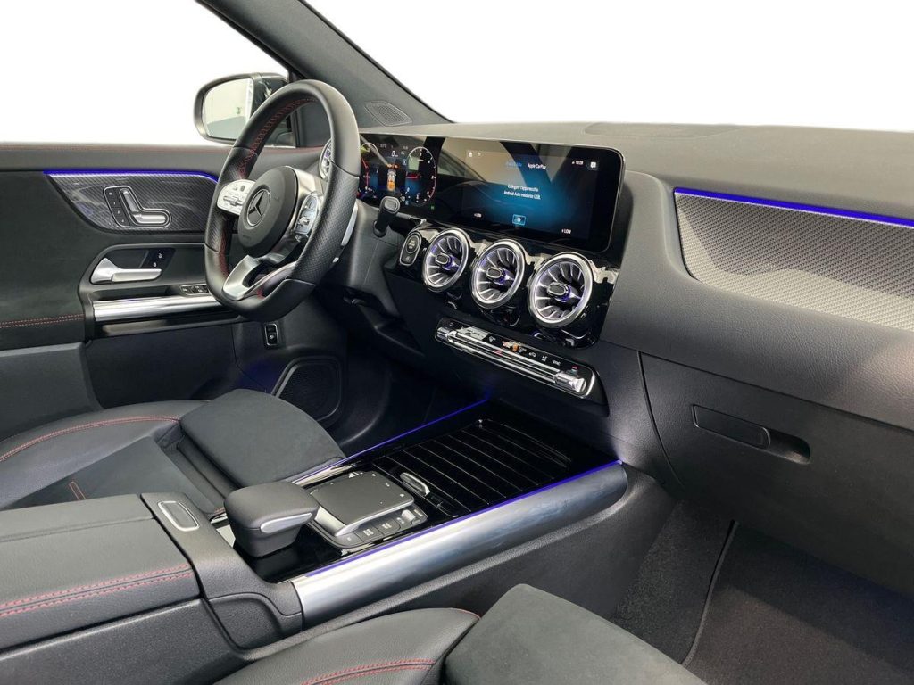MERCEDES-BENZ GLA 220 d Automatic Premium - 16