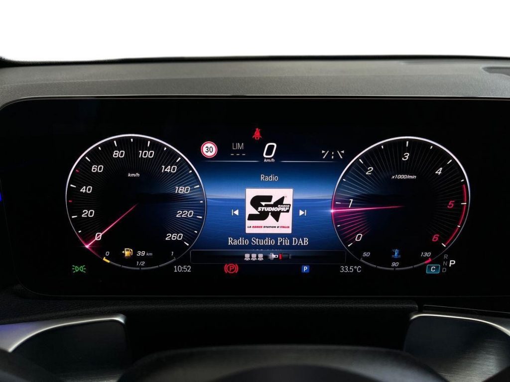 MERCEDES-BENZ GLB 200 d Automatic AMG Line Advanced Plus - 8