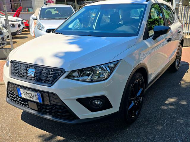 SEAT Arona Bianco metallizzato