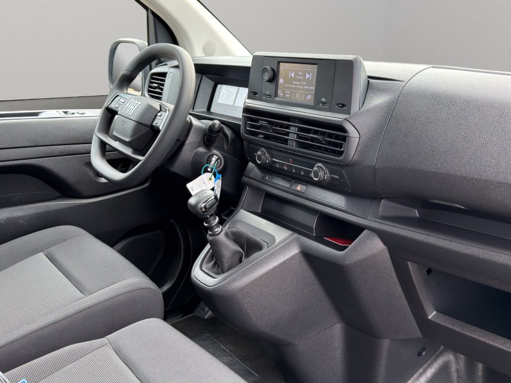 FIAT Scudo L2H1 Autocarro 6 posti - 10