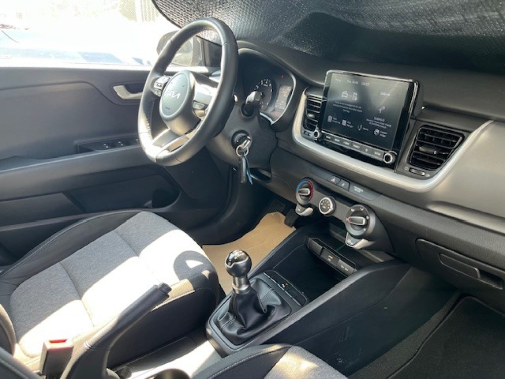 KIA Stonic 1.2 DPI ECO GPL Urban - 29