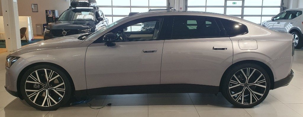 VOLVO ES90 Single Motor Extended Range Ultra - Foto 2