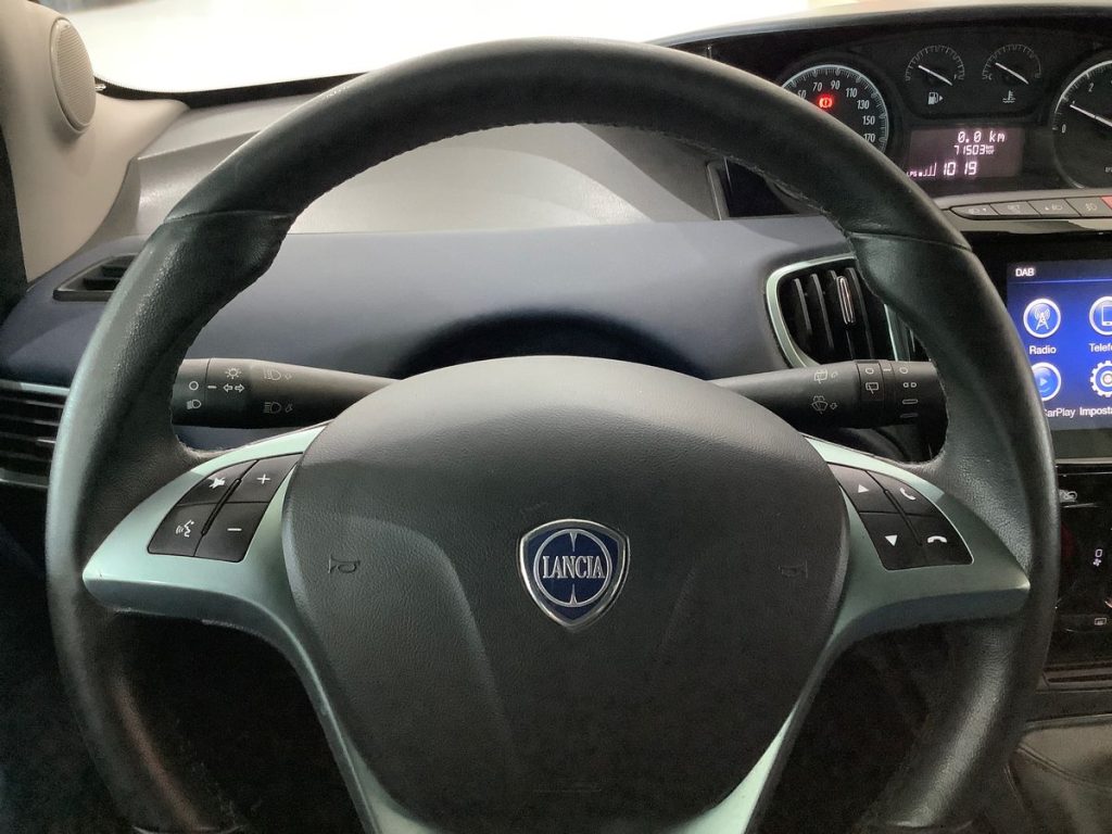 LANCIA Ypsilon 1.2 69 CV 5 porte GPL Ecochic - 18