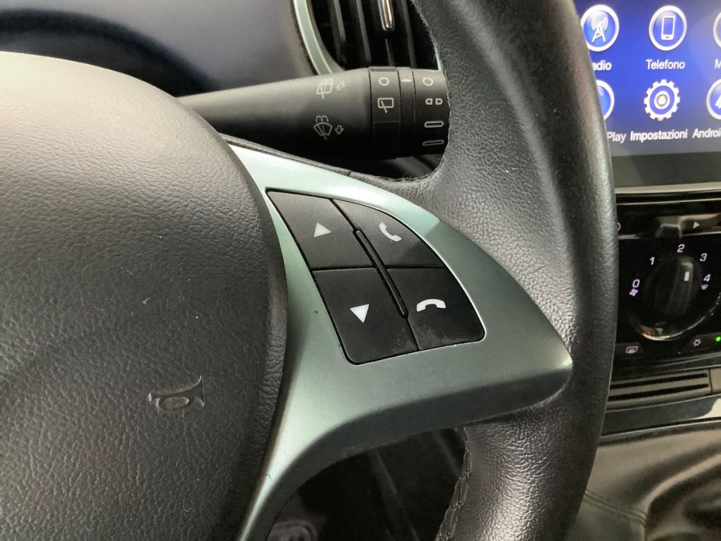 LANCIA Ypsilon 1.2 69 CV 5 porte GPL Ecochic - 20