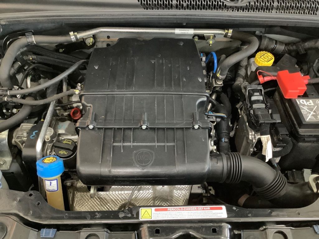 LANCIA Ypsilon 1.2 69 CV 5 porte GPL Ecochic - 22