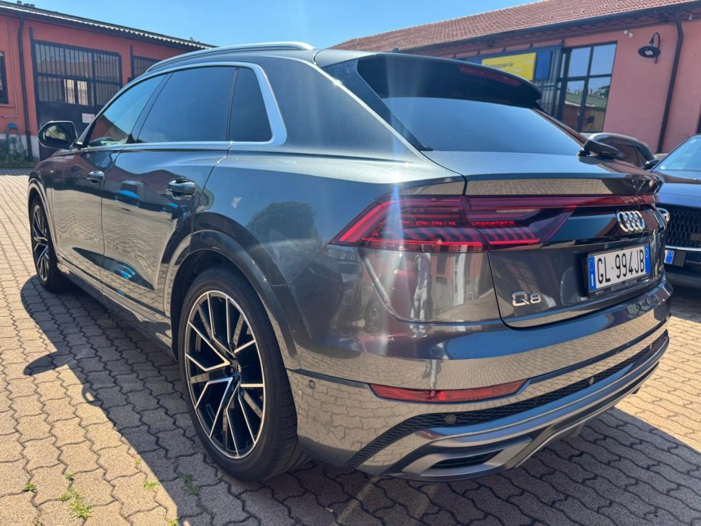 AUDI Q8 50 TDI 286 CV quattro tiptronic SPORT S-LINE - 6