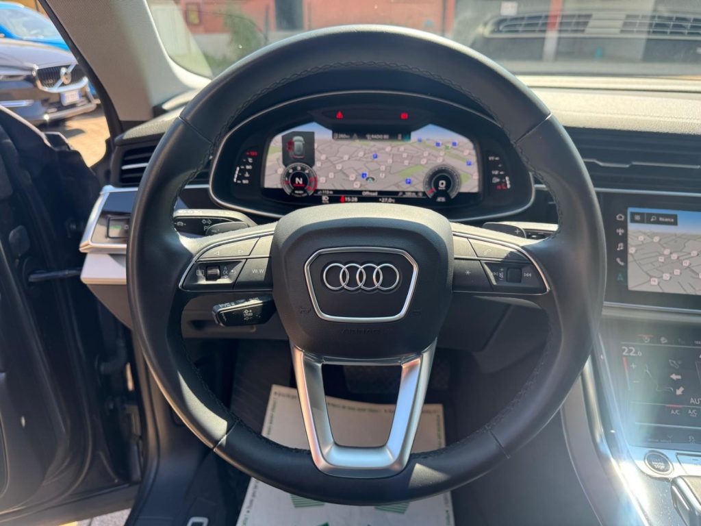 AUDI Q8 50 TDI 286 CV quattro tiptronic SPORT S-LINE - 8