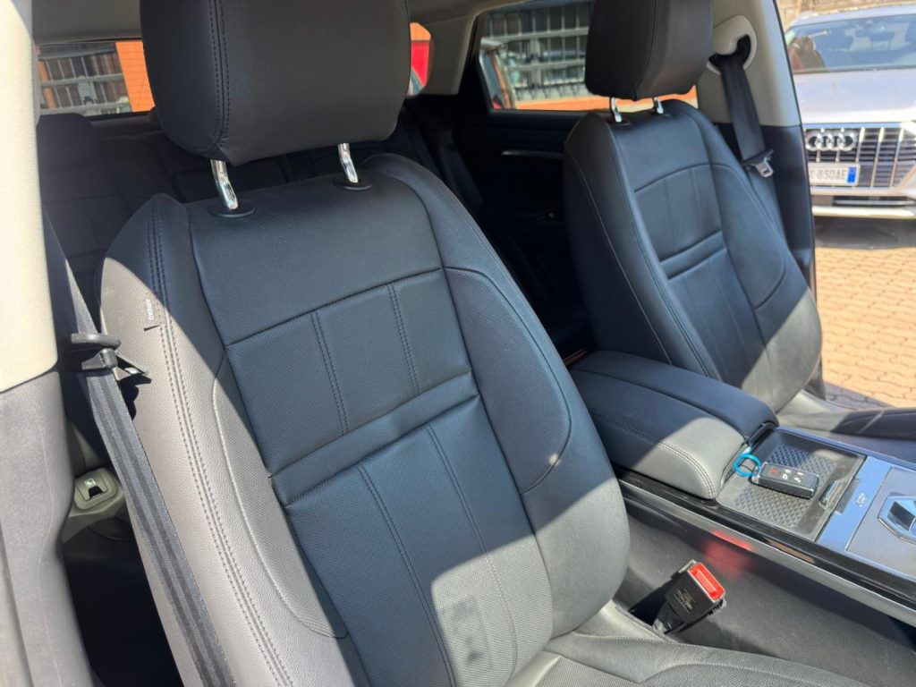 LAND ROVER Range Rover Evoque 2.0D I4 163 CV AWD Auto R-Dynamic SE - 16