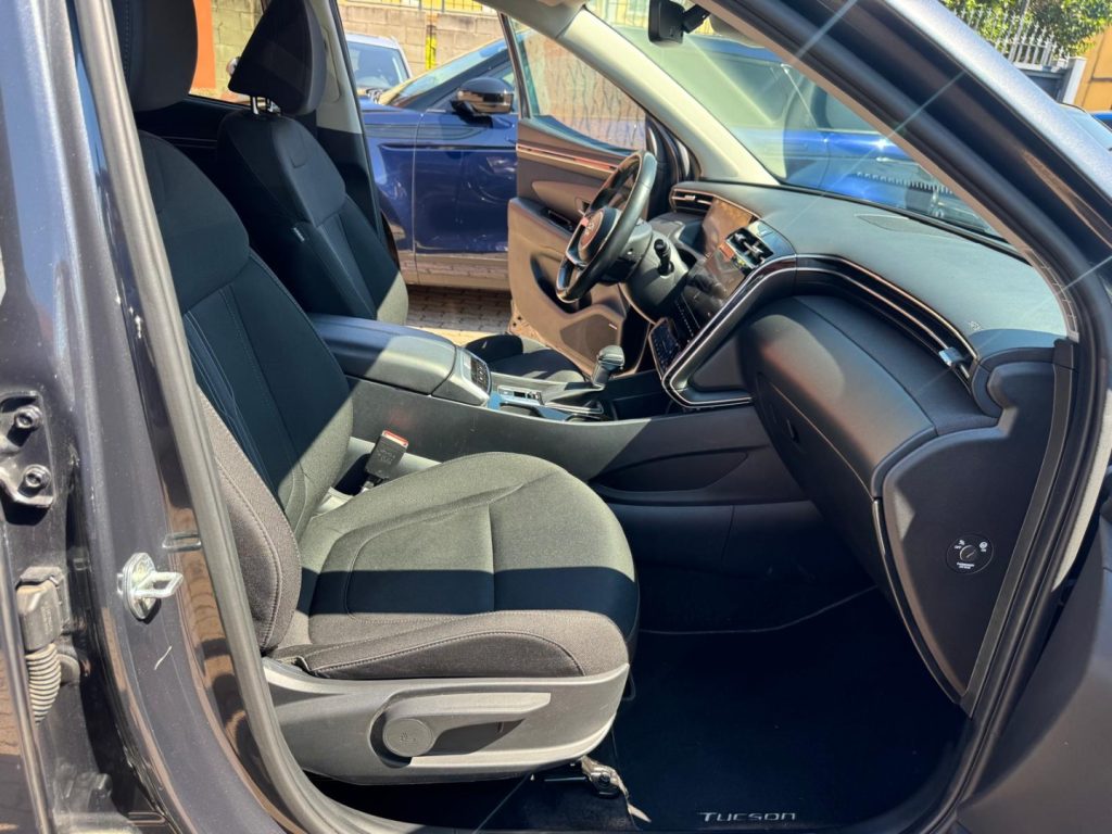 HYUNDAI Tucson 1.6 T-GDI 48V DCT Exellence - 17