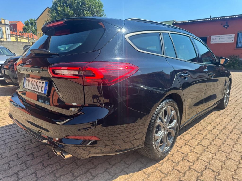 FORD Focus 1.0 EcoBoost Hybrid 155 CV Powershift SW ST-Line X - 3