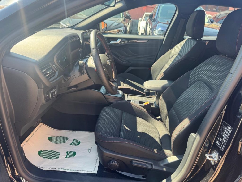 FORD Focus 1.0 EcoBoost Hybrid 155 CV Powershift SW ST-Line X - 12