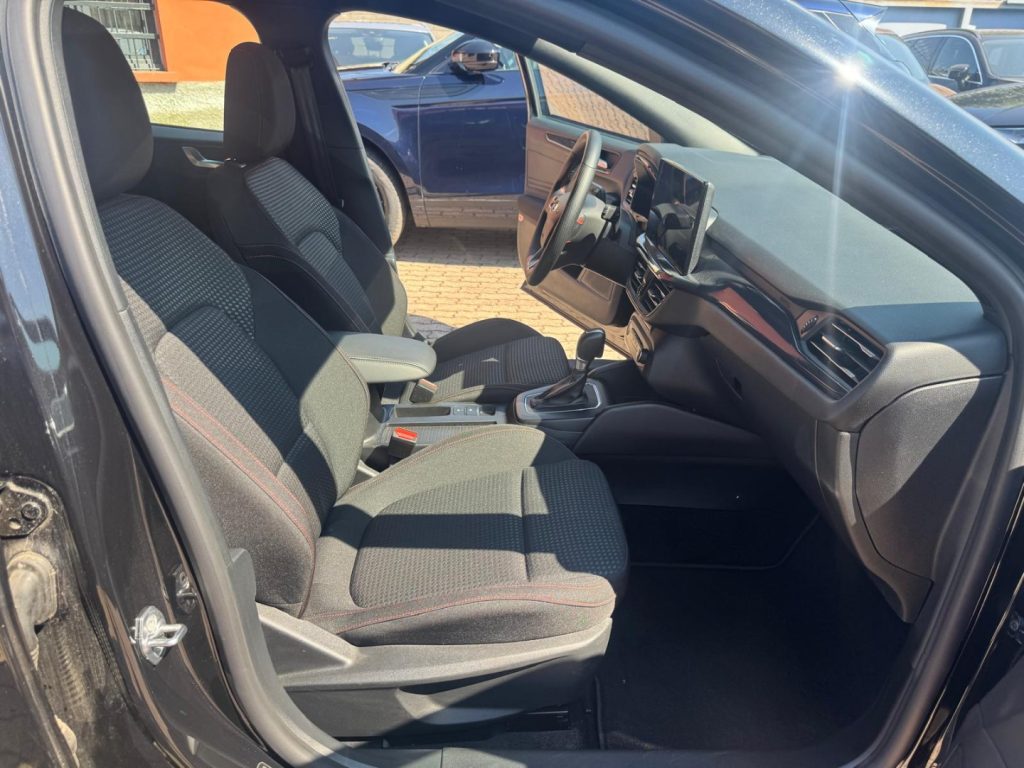 FORD Focus 1.0 EcoBoost Hybrid 155 CV Powershift SW ST-Line X - 17