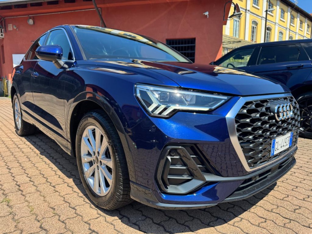 AUDI Q3 SPB 35 TDI S tronic Business Plus - 2