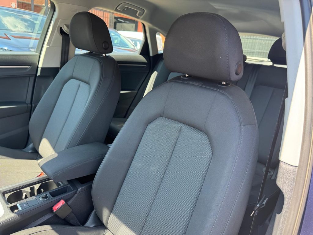 AUDI Q3 SPB 35 TDI S tronic Business Plus - 17