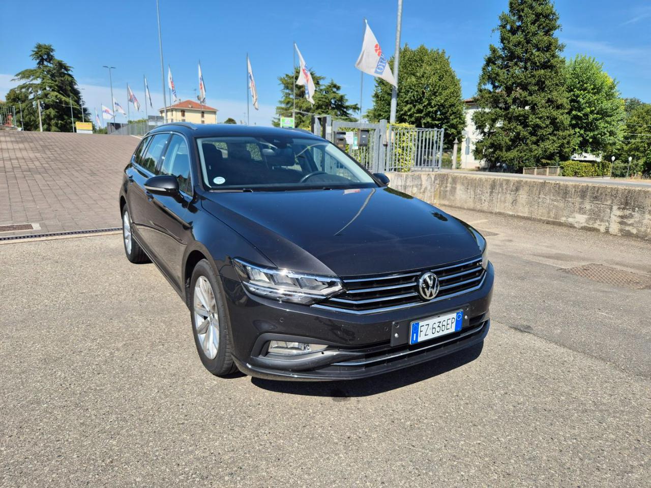 VOLKSWAGEN Passat Variant 2.0 TDI SCR EVO DSG Business - 4