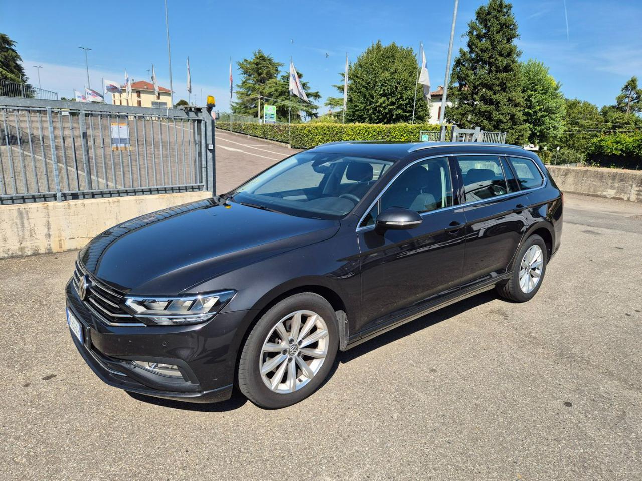 VOLKSWAGEN Passat Variant 2.0 TDI SCR EVO DSG Business - 2