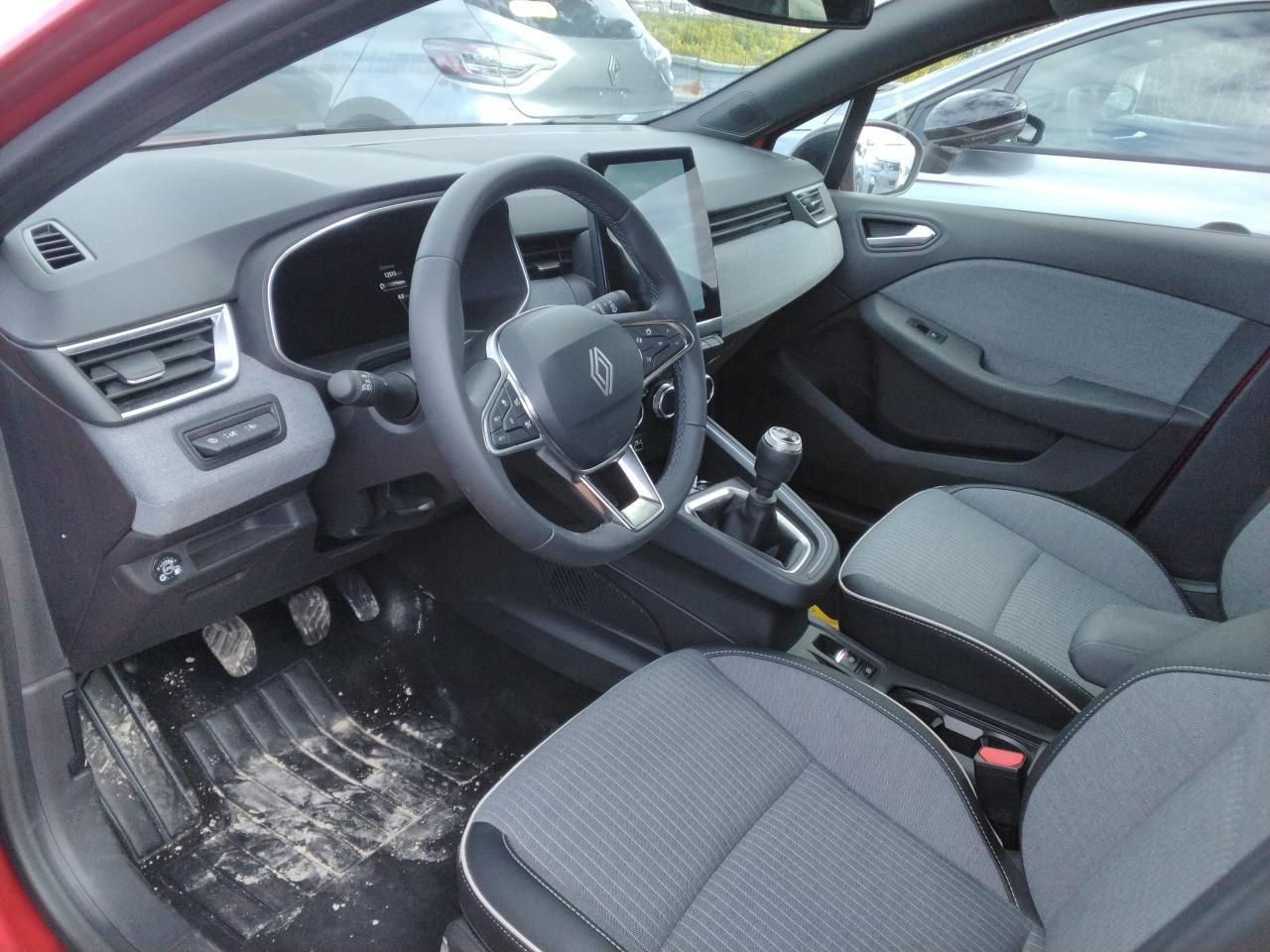 RENAULT Clio ECO-G 100 CV 5 porte Techno - 2