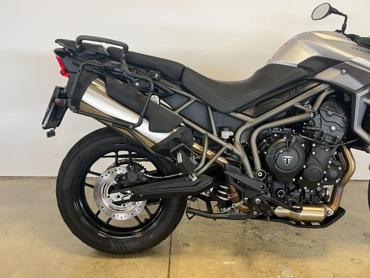 TRIUMPH Tiger 800 XRx XRX 800 - 6