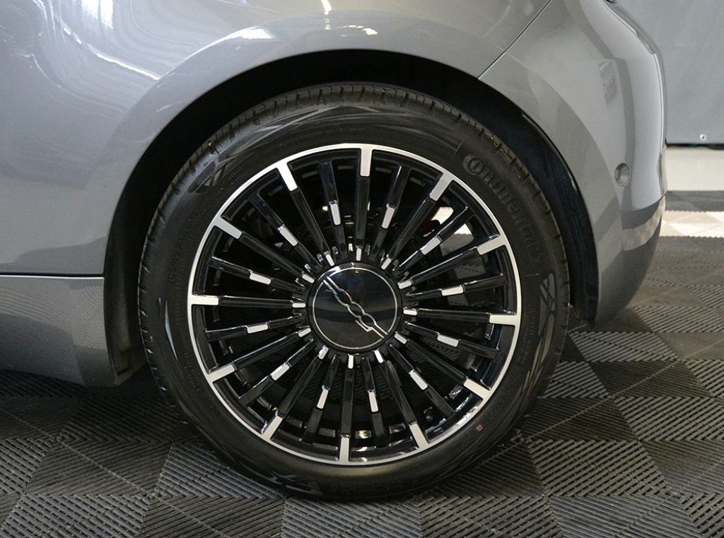 FIAT 500e 42 kWh La Prima by Bocelli  KM 9.000  ** - 26