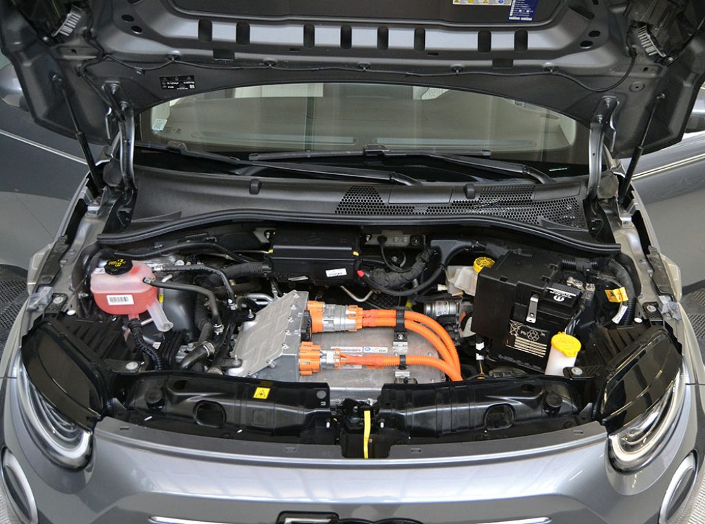 FIAT 500e 42 kWh La Prima by Bocelli  KM 9.000  ** - 28