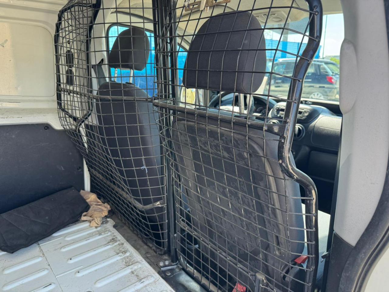 PEUGEOT Bipper 1.3 HDi 75CV Basis - 14
