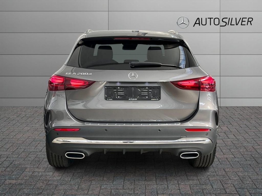 MERCEDES-BENZ GLA 200 d Automatic AMG Line Advanced Plus - 4