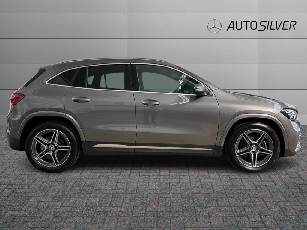 MERCEDES-BENZ GLA 200 d Automatic AMG Line Advanced Plus - 5