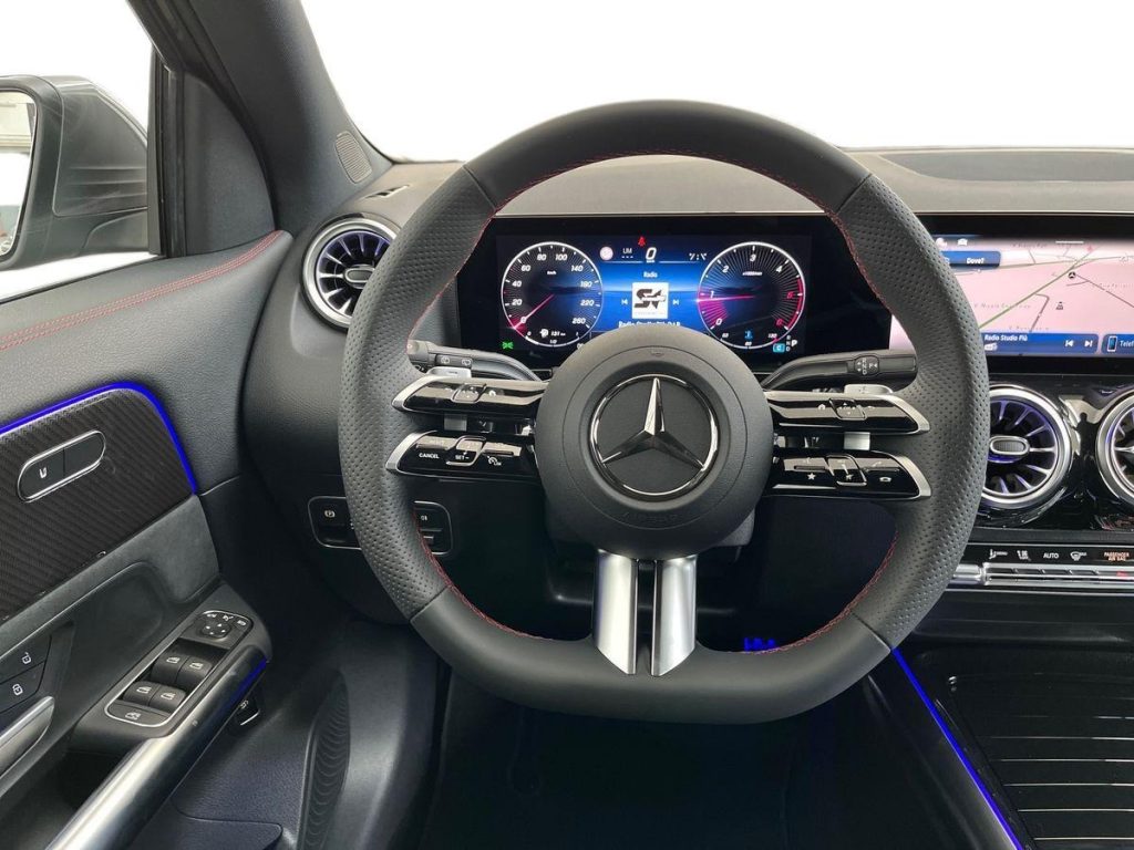 MERCEDES-BENZ GLA 200 d Automatic AMG Line Advanced Plus - 11
