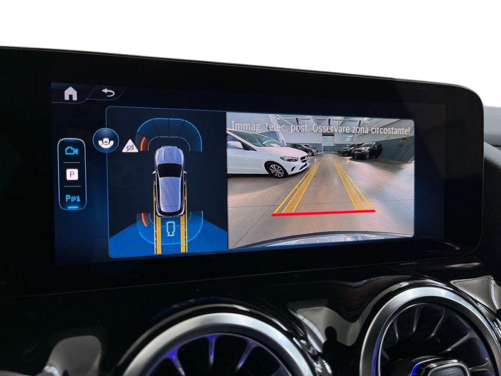 MERCEDES-BENZ GLA 200 d Automatic AMG Line Advanced Plus - 12