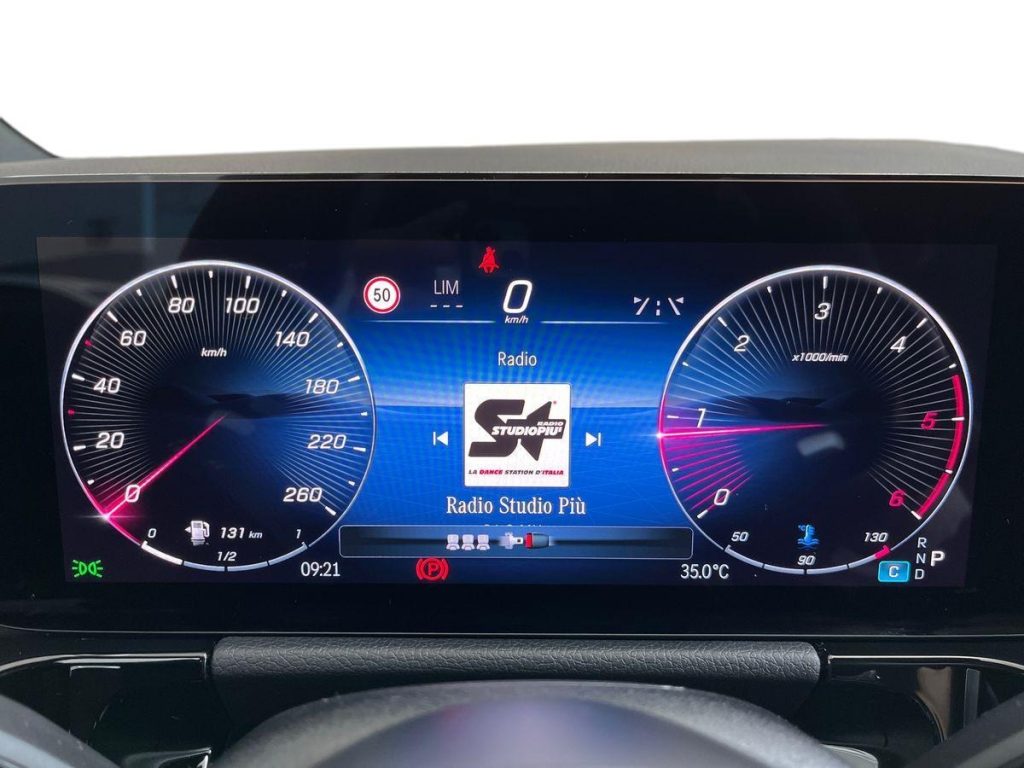 MERCEDES-BENZ GLA 200 d Automatic AMG Line Advanced Plus - 7