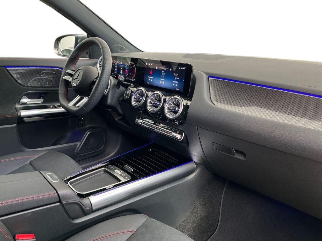 MERCEDES-BENZ GLA 200 d Automatic AMG Line Advanced Plus - 14