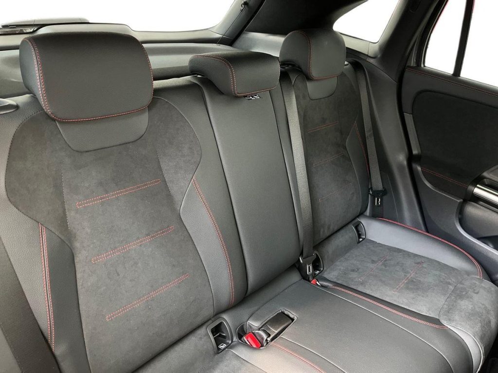 MERCEDES-BENZ GLA 200 d Automatic AMG Line Advanced Plus - 15