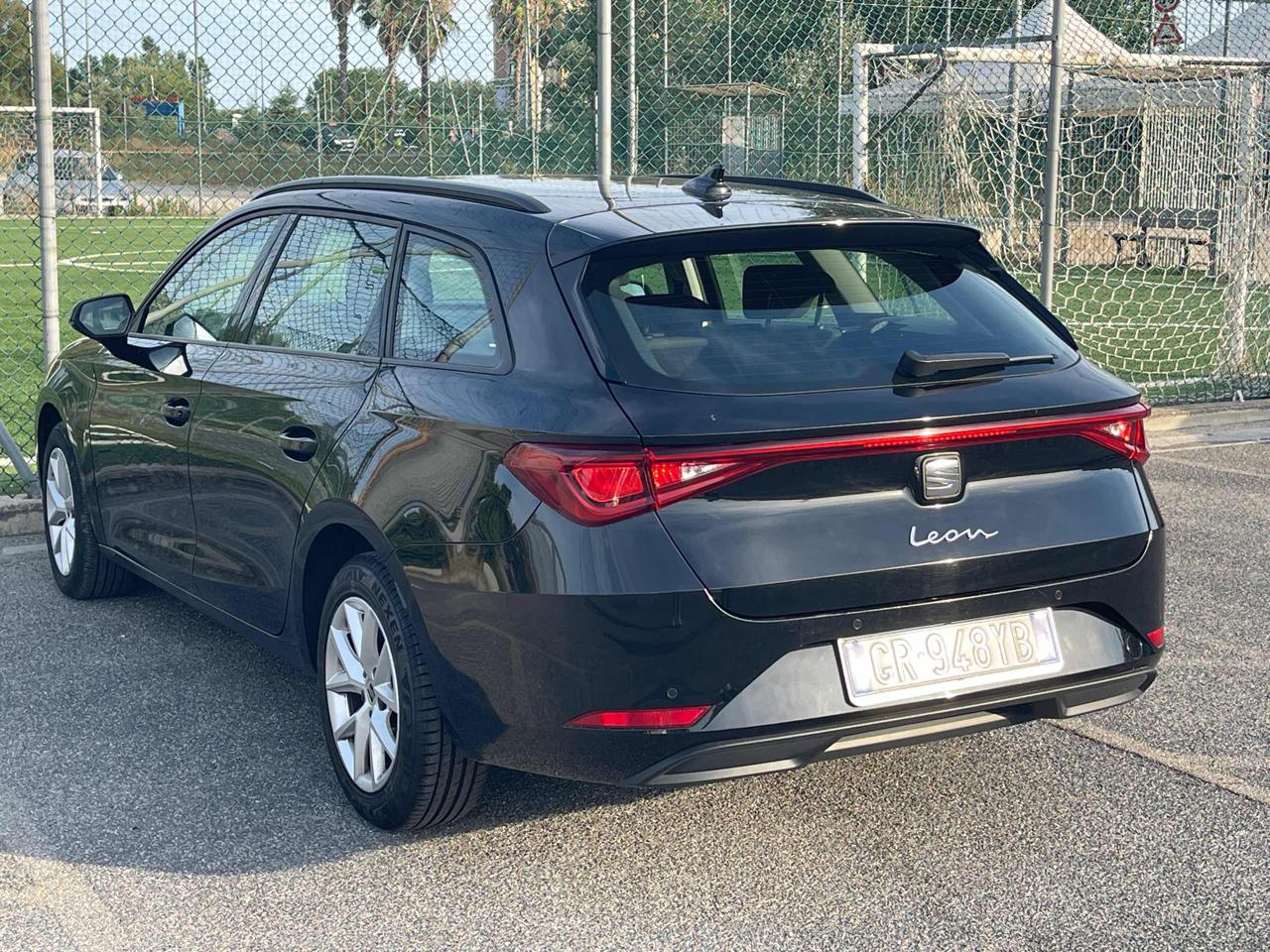 SEAT Leon Sportstourer 2.0 TDI 150 CV DSG Style Euro6D - 24