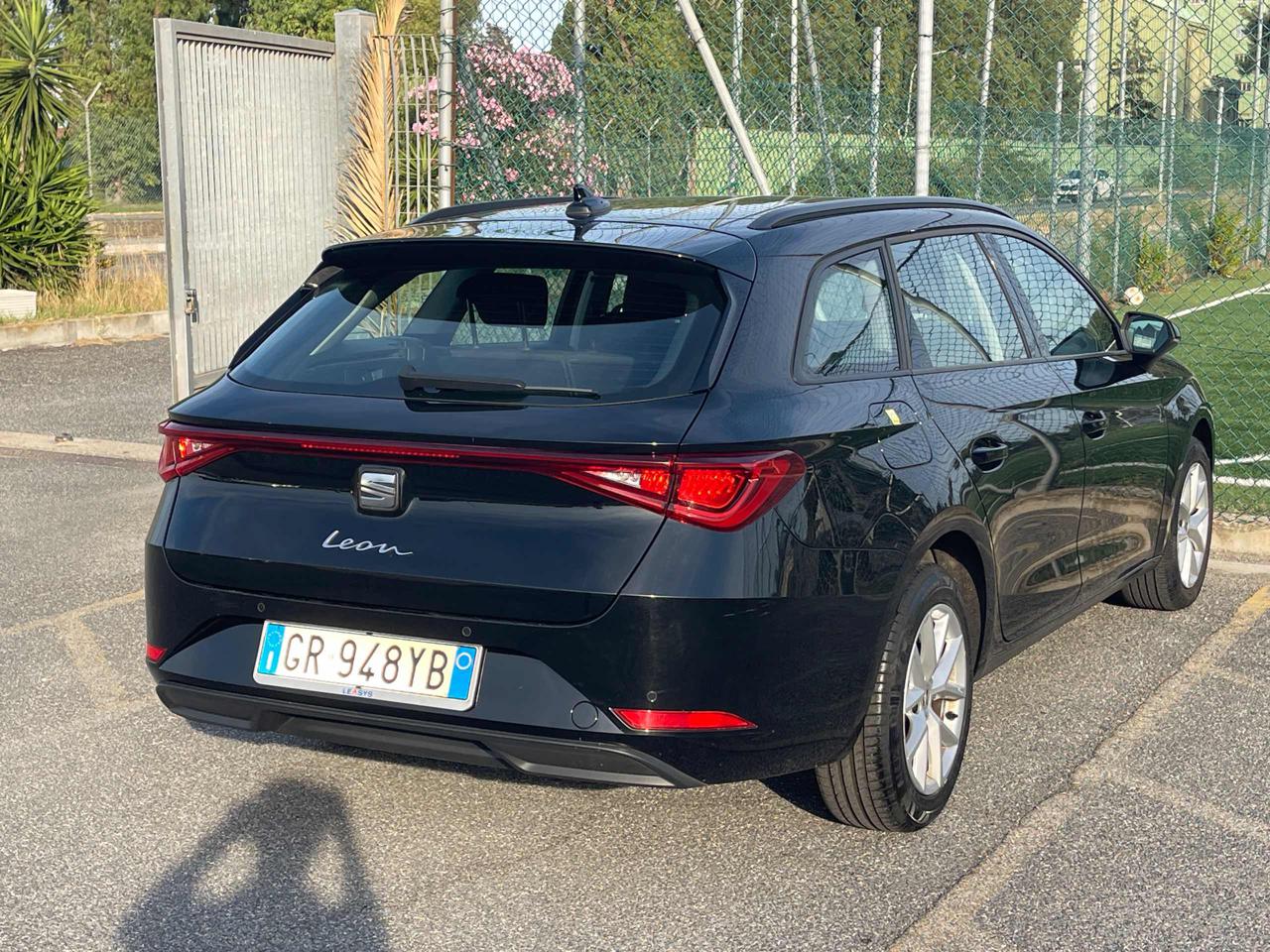 SEAT Leon Sportstourer 2.0 TDI 150 CV DSG Style Euro6D - 22