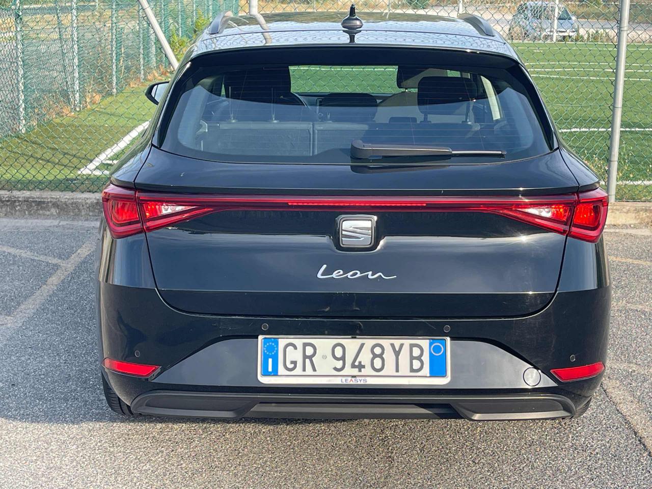 SEAT Leon Sportstourer 2.0 TDI 150 CV DSG Style Euro6D - 23