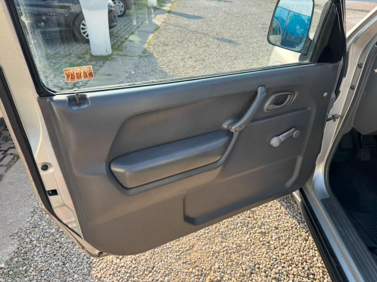 SUZUKI Jimny 1.3i 16V Lim.GPL - 8