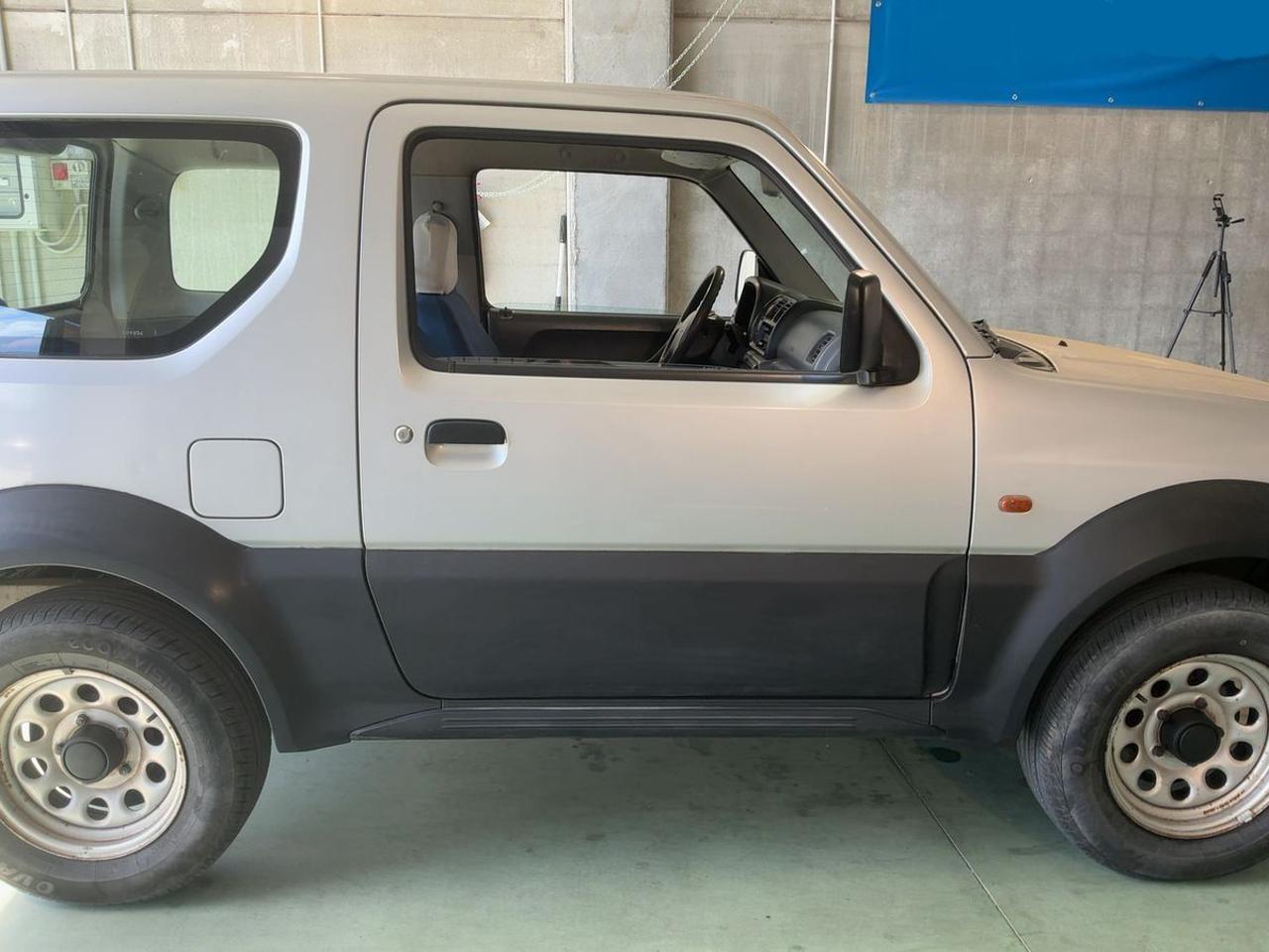 SUZUKI Jimny 1.3i 16V Lim.GPL - 8
