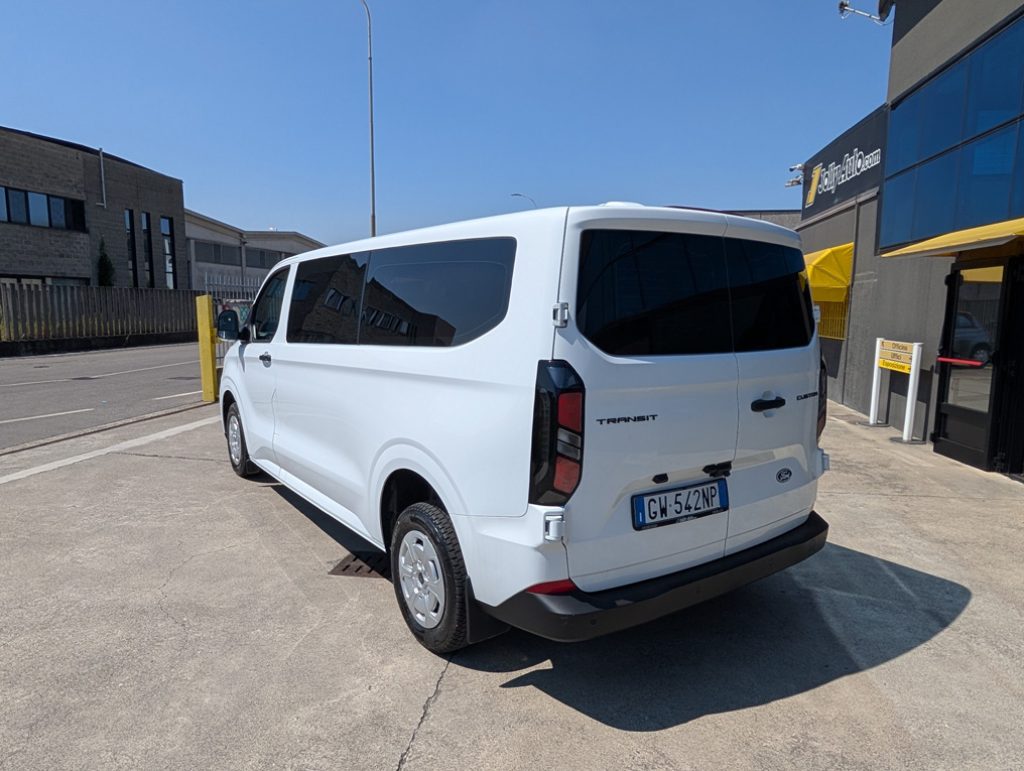 FORD Transit Custom 320 2.0 EcoBlue 136CV PL Trend 9 POSTI - 17