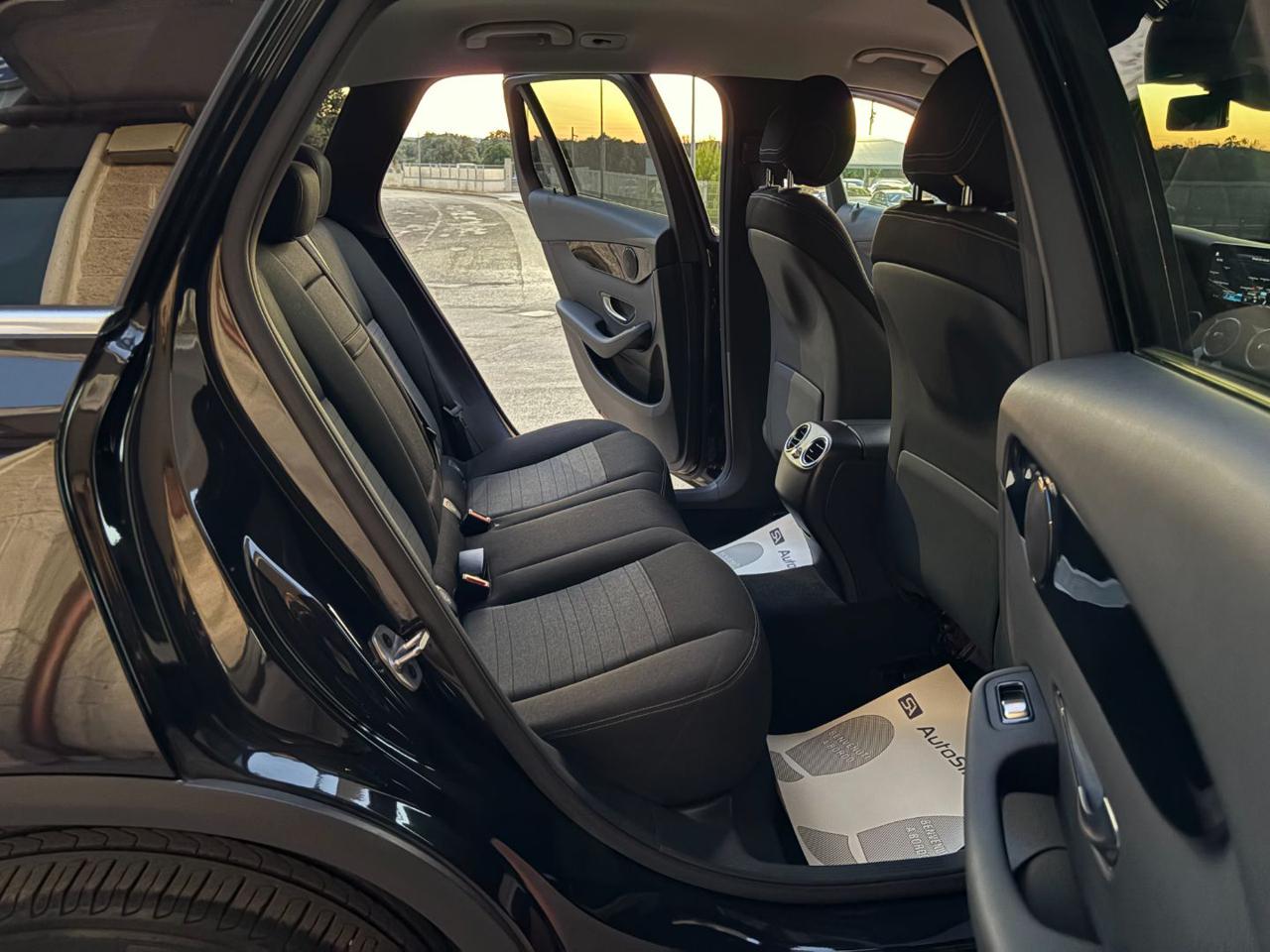 MERCEDES-BENZ GLC 300 de 4Matic Plug-in hybrid Sport. - 11