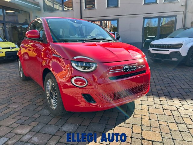 FIAT 500 Rosso pastello