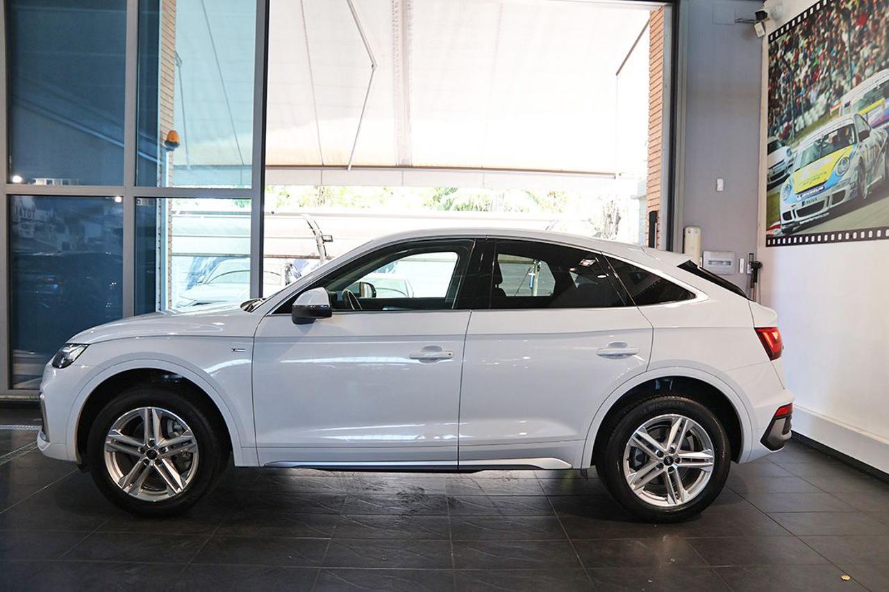 AUDI Q5 40 TDI Sportback Quattro S-Tronic S-Line - 3