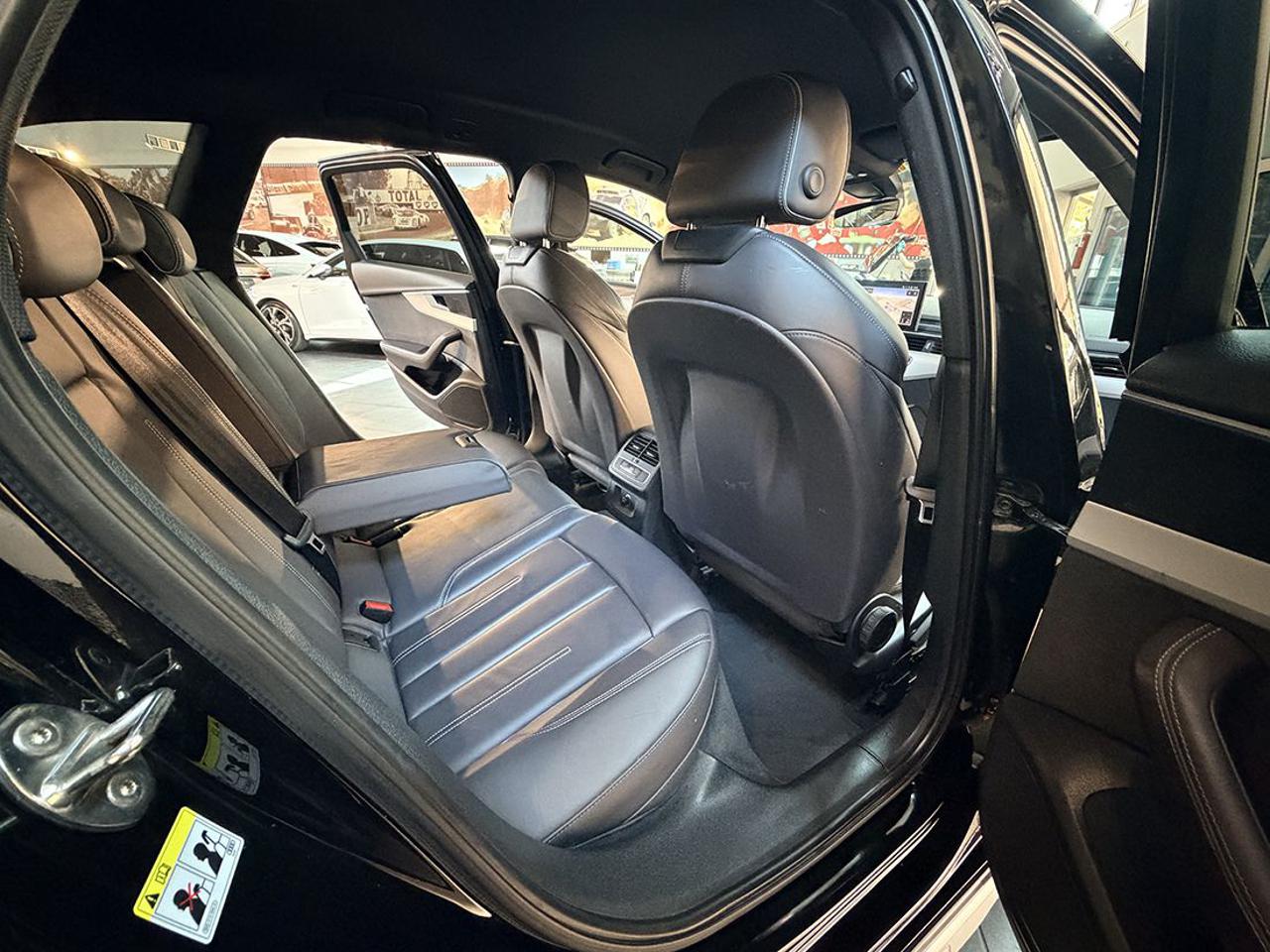 AUDI A4 allroad 40 TDI S-Tronic Identity Contrast - 19