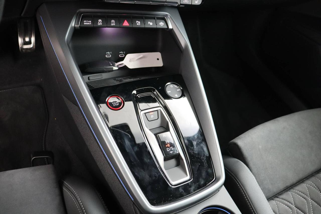 AUDI S3 SPB TFSI quattro S tronic - 5