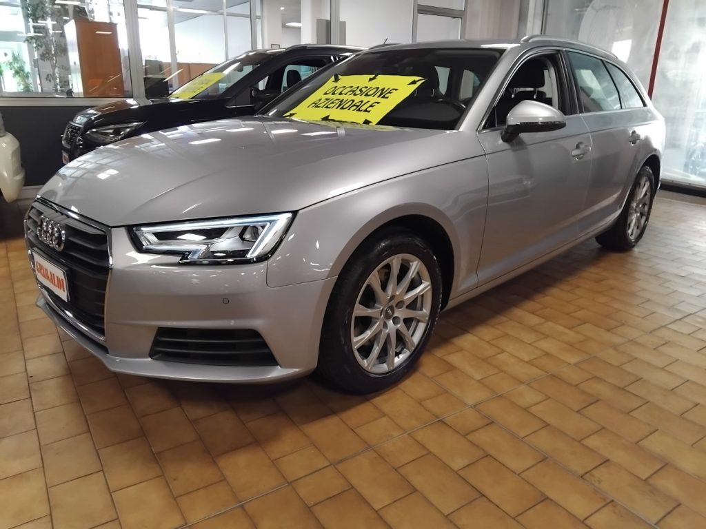 AUDI A4 Avant 30 TDI S tr. Busin. EVO 17C/GRIMALDI SP.DAY - 3