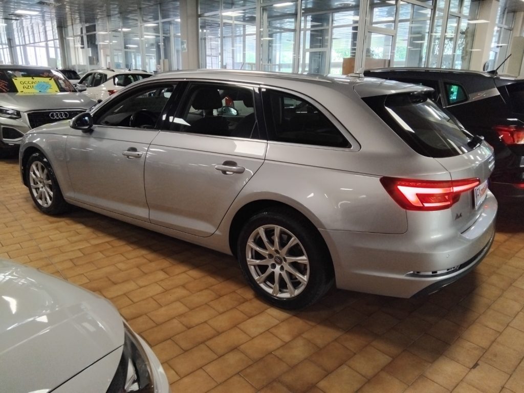 AUDI A4 Avant 30 TDI S tr. Busin. EVO 17C/GRIMALDI SP.DAY - 5