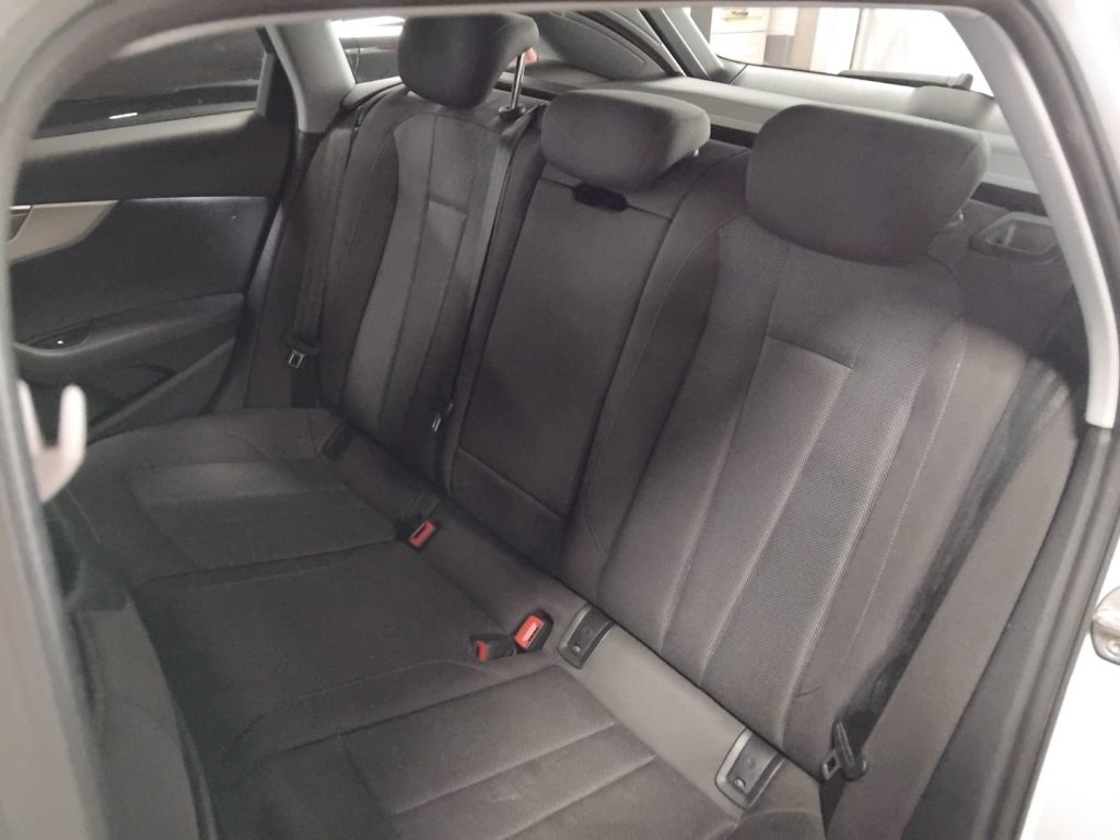 AUDI A4 Avant 30 TDI S tr. Busin. EVO 17C/GRIMALDI SP.DAY - 9