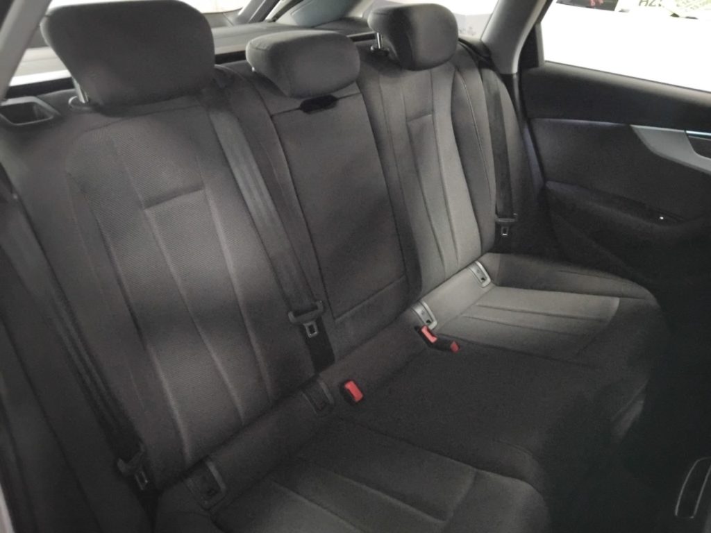 AUDI A4 Avant 30 TDI S tr. Busin. EVO 17C/GRIMALDI SP.DAY - 13
