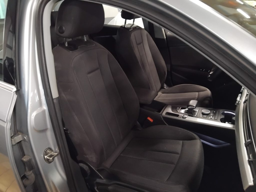 AUDI A4 Avant 30 TDI S tr. Busin. EVO 17C/GRIMALDI SP.DAY - 15