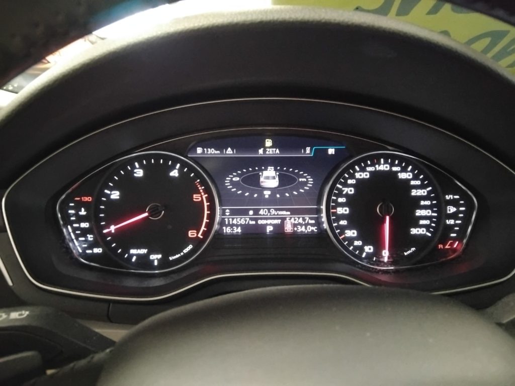 AUDI A4 Avant 30 TDI S tr. Busin. EVO 17C/GRIMALDI SP.DAY - 28